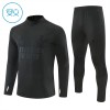 Real Madrid Niño Sudadera De Entrenamiento 1/4-Zip 2026-27 Negra Real Madrid Niño Sudadera De Entrenamiento 1/4-Zip 2026-27 Negra