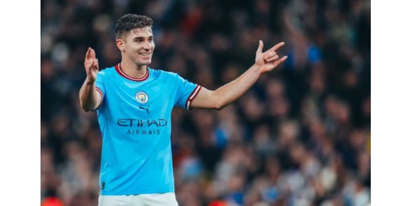 Álvarez ha renovado su contrato con el Manchester City hasta 2028