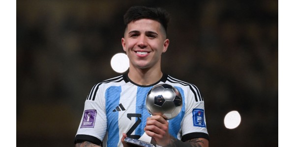 El Chelsea ya gastó 230 millones de euros para fichar a 7 jugadores este invierno, sigue intentando fichar a Enzo
