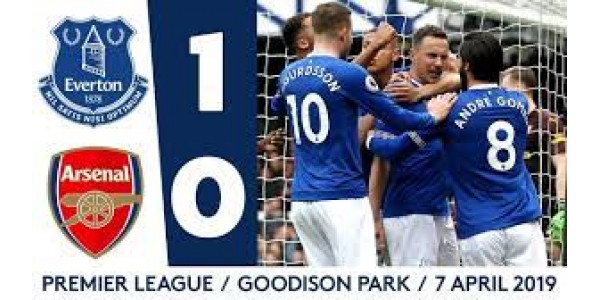 El nuevo entrenador del Everton como un nuevo cuchillo, derrotó al Arsenal 0: 1 El nuevo entrenador del Everton como un nuevo cuchillo, derrotó al Arsenal 0: 1