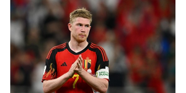 Kevin De Bruyne se convierte en el nuevo capitán de la selección belga Kevin De Bruyne se convierte en el nuevo capitán de la selección belga