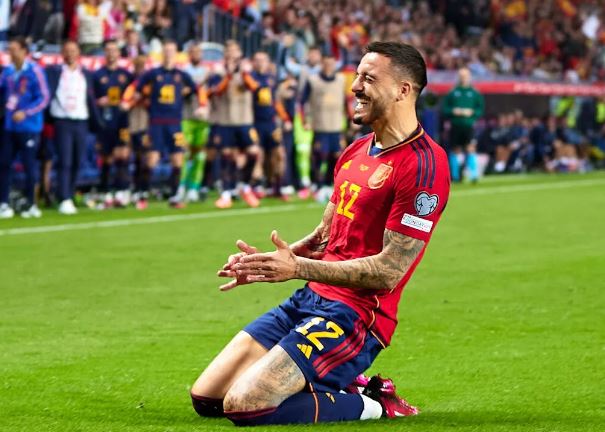España venció 3-0 a Noruega en preliminares europeas